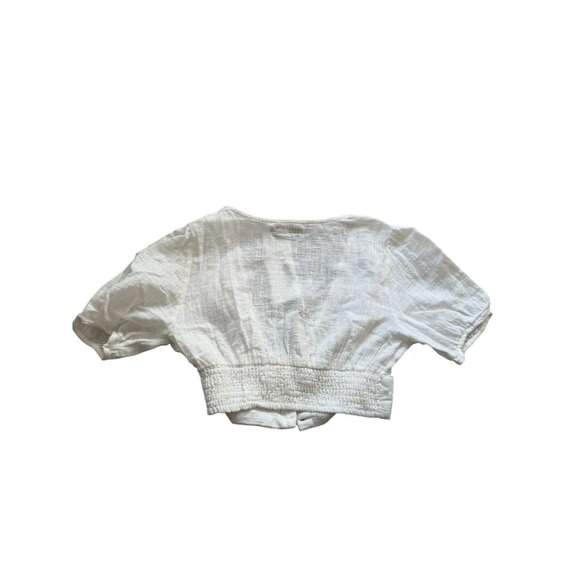 PULL & BEAR White Crop Short Sleeve Button Bolero Size Small - Picture 2 of 7